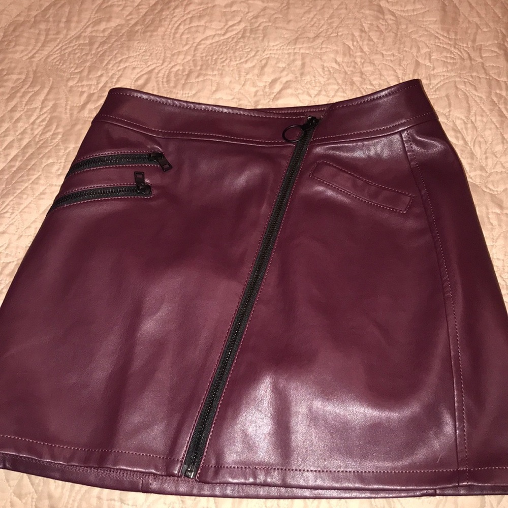 Express leather skirt